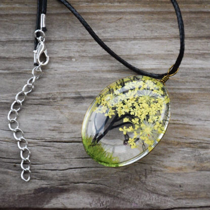Oval Dry Flower Necklace Yellow
