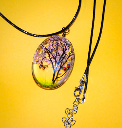 Oval Dry Flower Necklace White